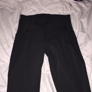 Dark green workout leggings